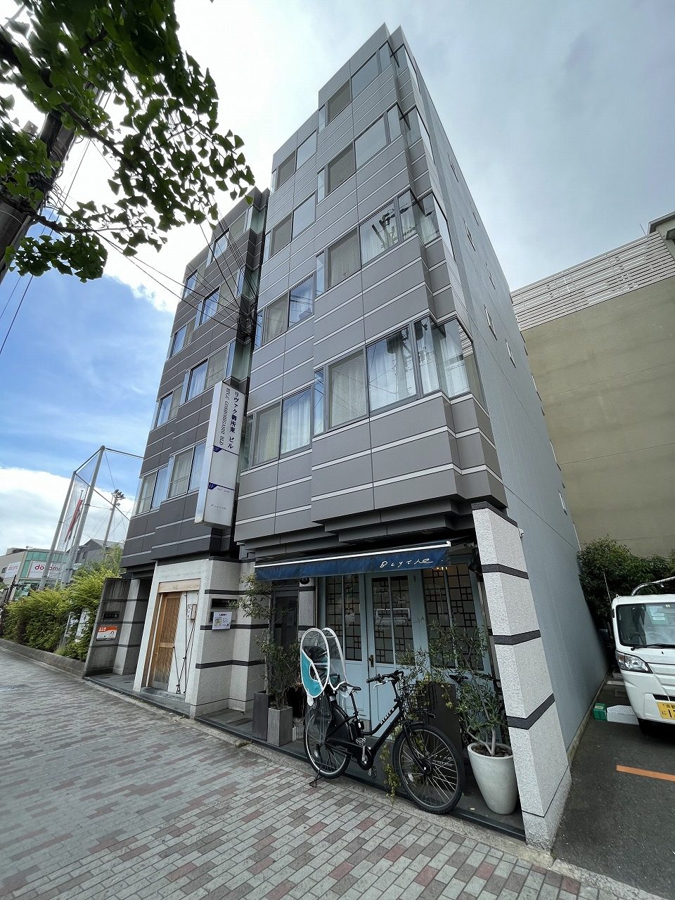 リヴァク御所東
